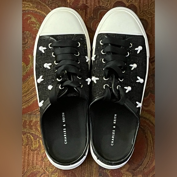 Charles & Keith Playful And Charming, Slip On Bunny-Studded Sneakers - Picture 3 of 9